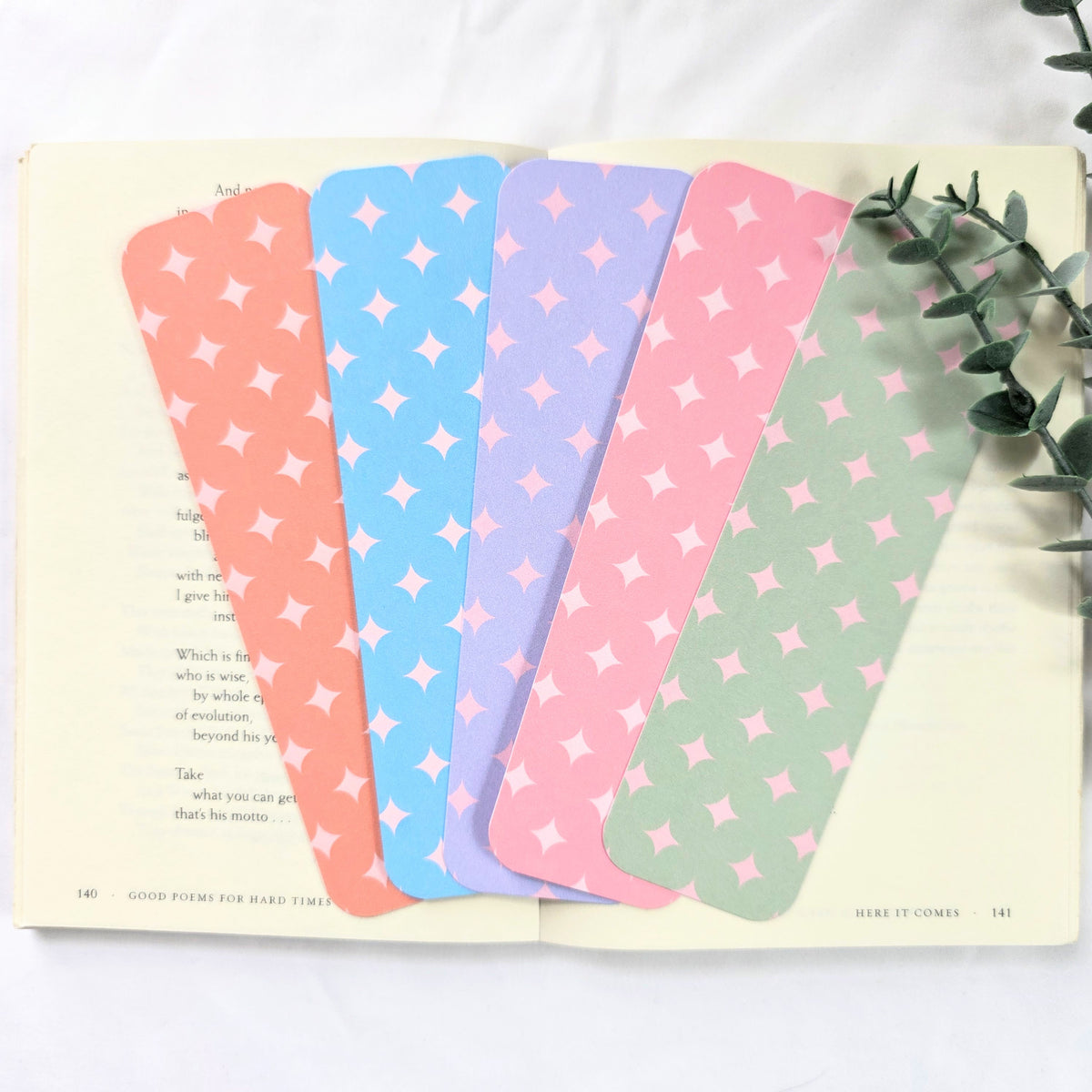 Retro Pastel Bookmark | Cute Floral Pattern Bookmark for Readers