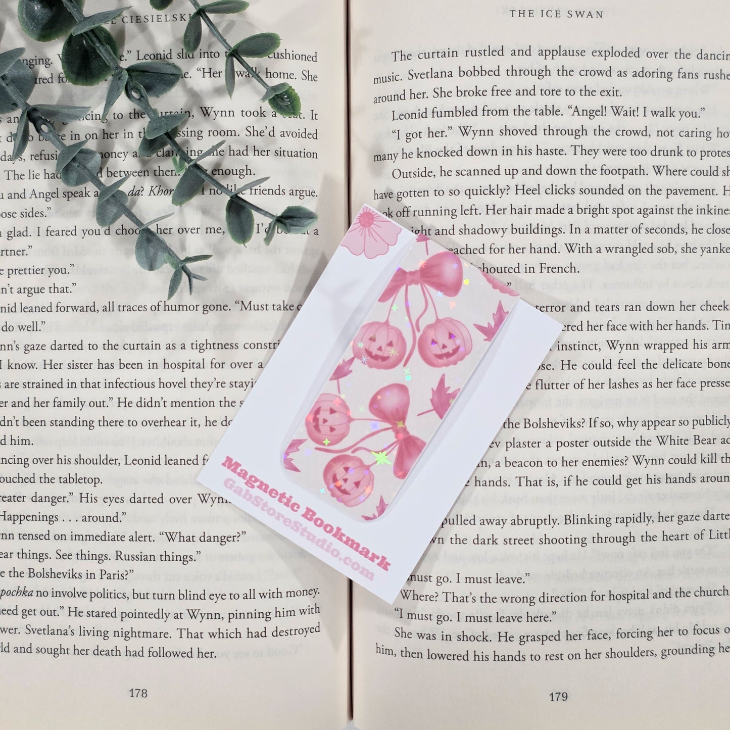 Pink Pumpkins w/Bow | Sparkle Holographic Magnetic Bookmark