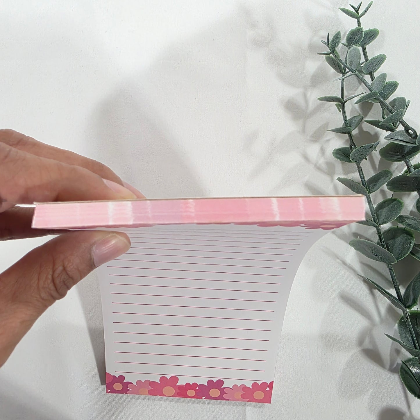 Bloc de notas/bloc de notas con flores rosas